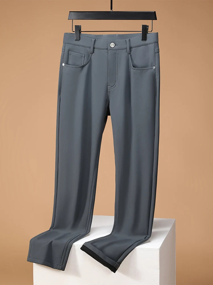 Men's slim fit pants with a modern fit