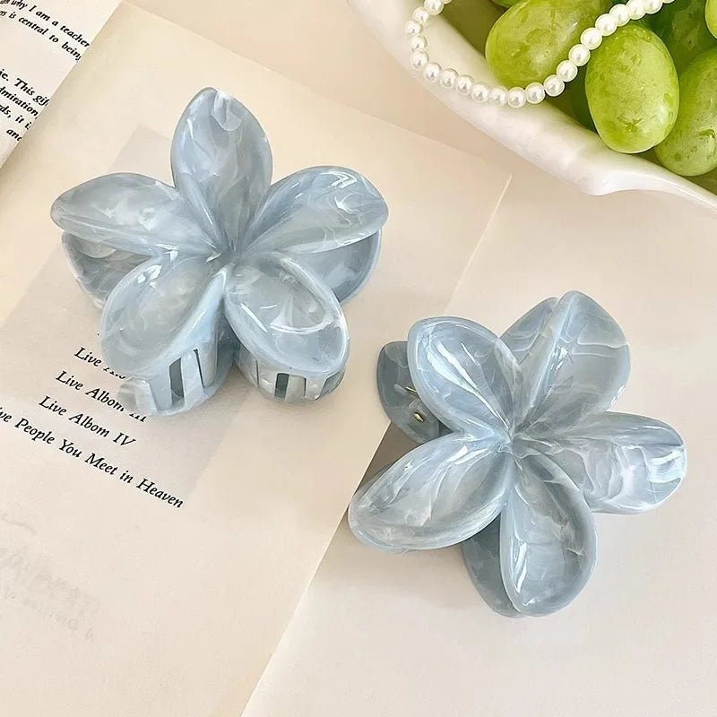 Hawaiian Flower Design Hair Clip