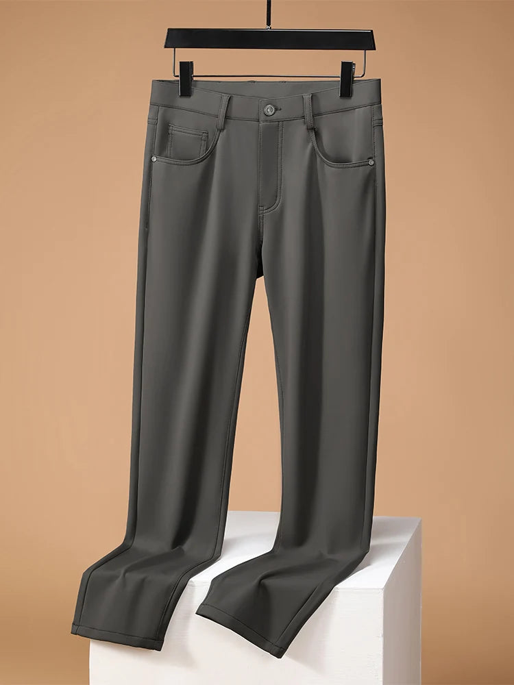 Men's slim fit pants with a modern fit