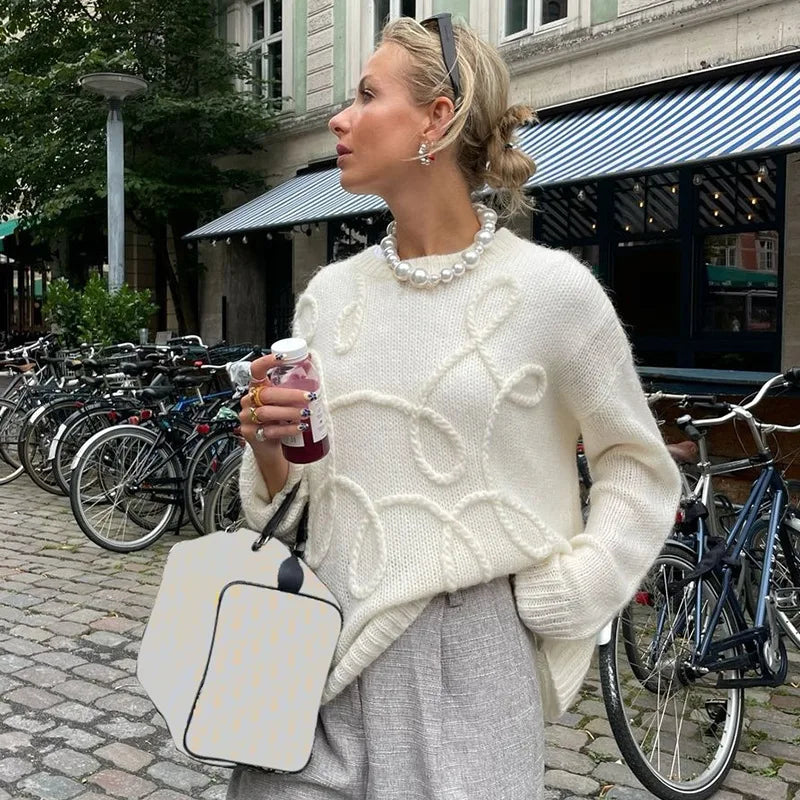 Casual Pink and White Pullover: Style and Comfort for Everyday Life