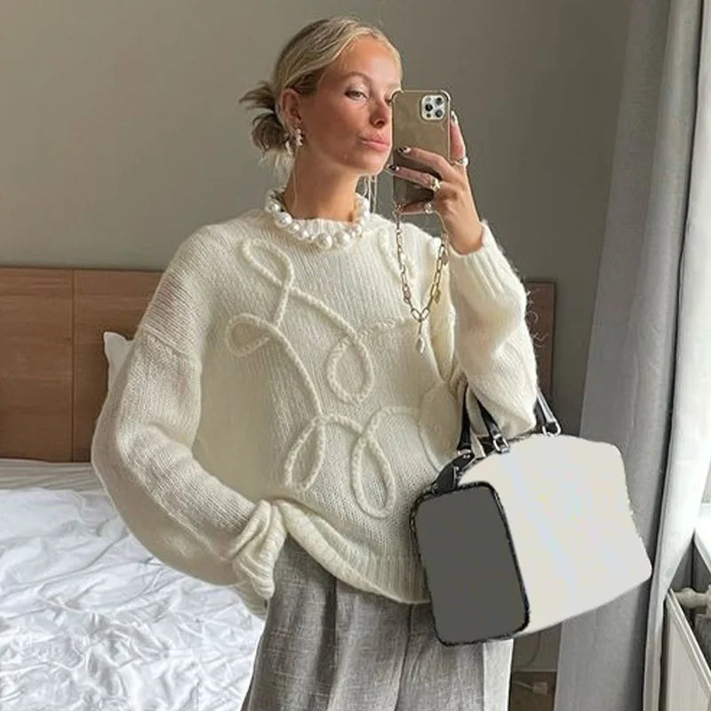 Casual Pink and White Pullover: Style and Comfort for Everyday Life