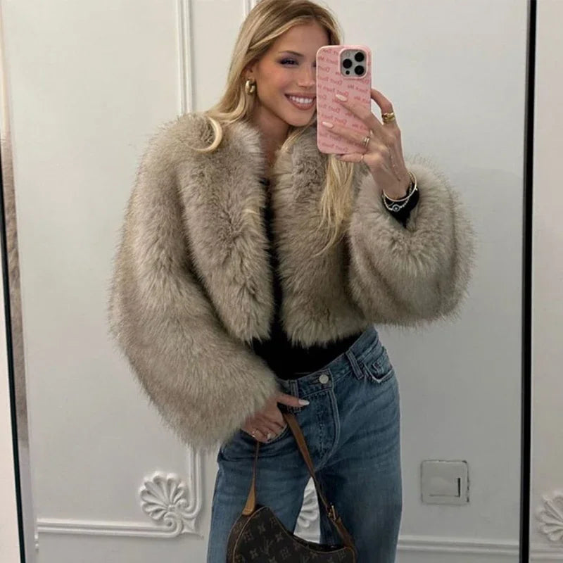 Gardient Luxury Faux Fur Coat