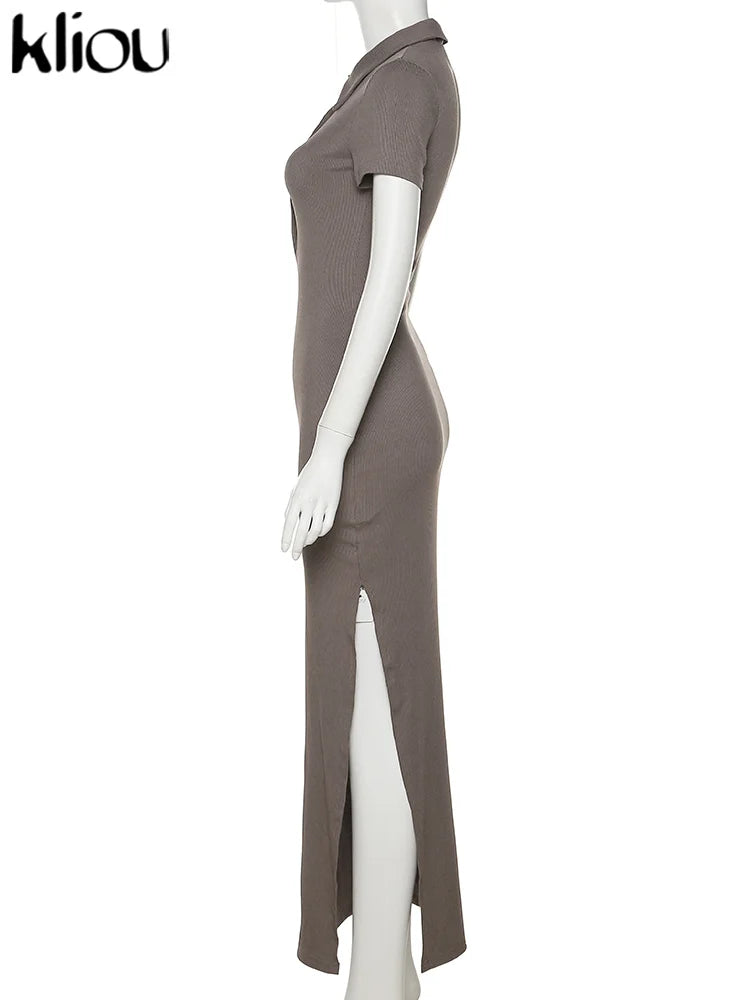 Elegant Midi Dress with Buttons and Fitted Design