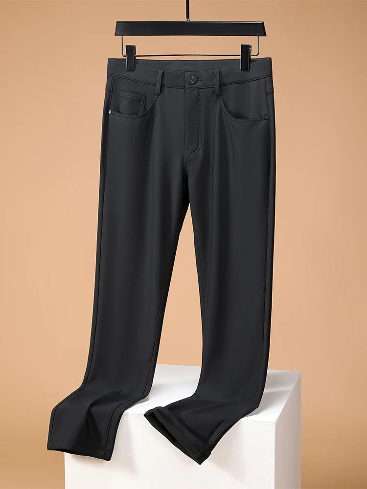 Men's slim fit pants with a modern fit