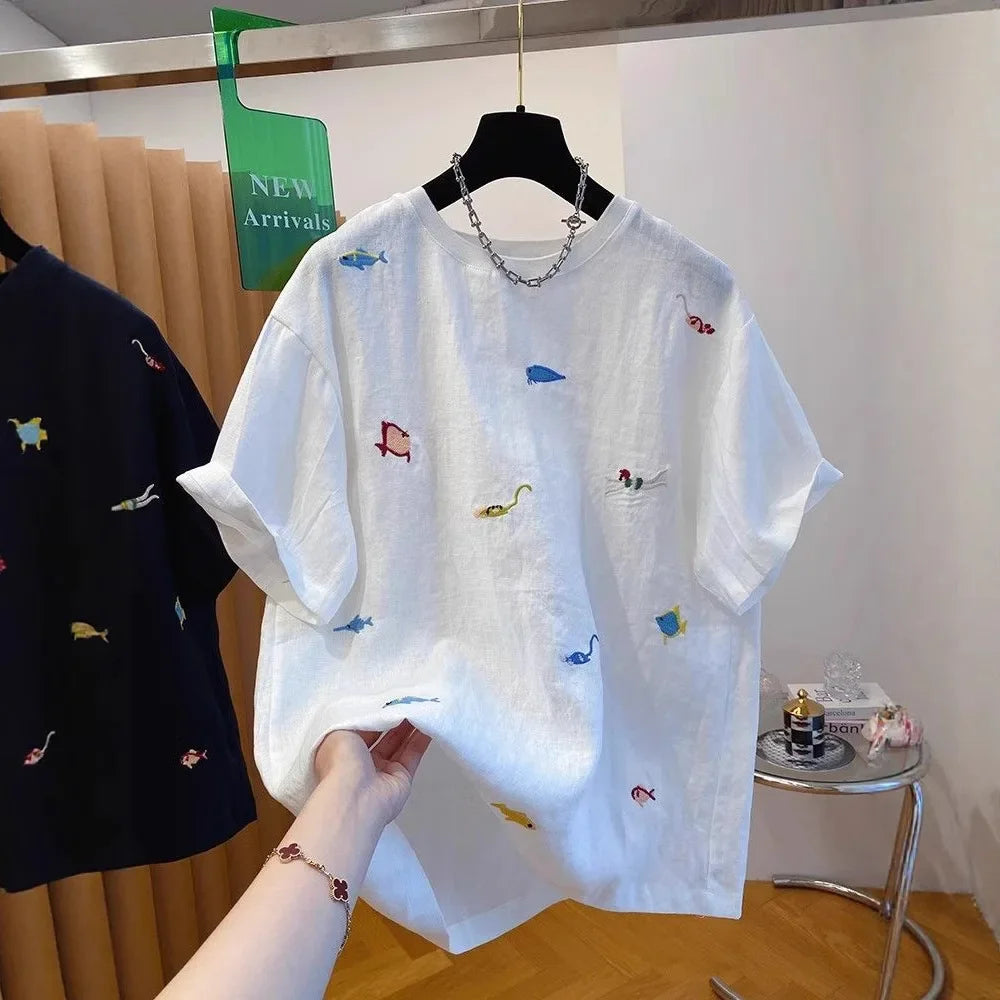 Women's Plus Size T-Shirt Embroidered with Animal Print