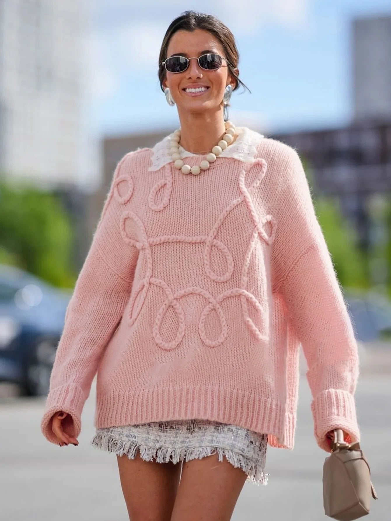 Casual Pink and White Pullover: Style and Comfort for Everyday Life