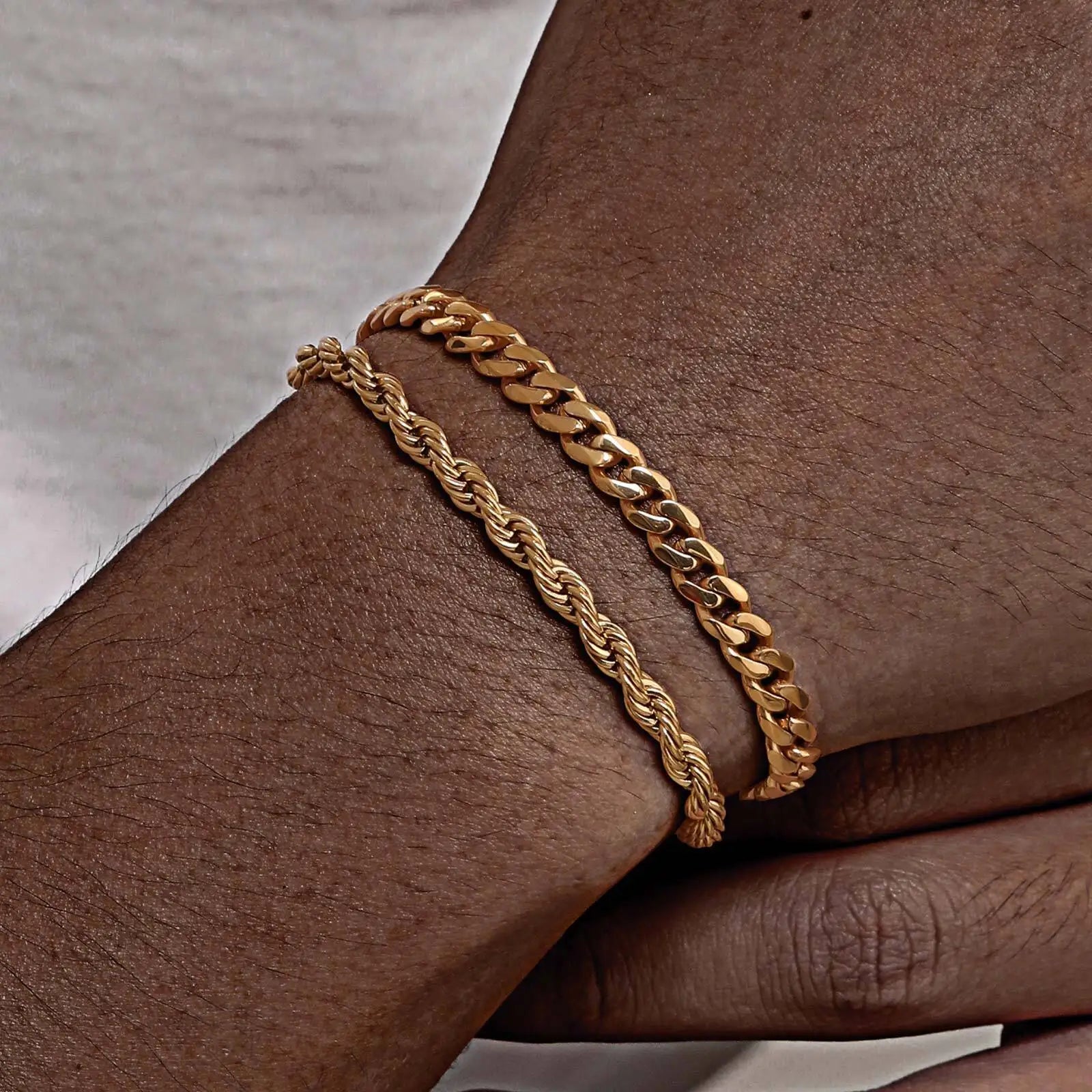 Set of 2 Stainless Steel Bracelets