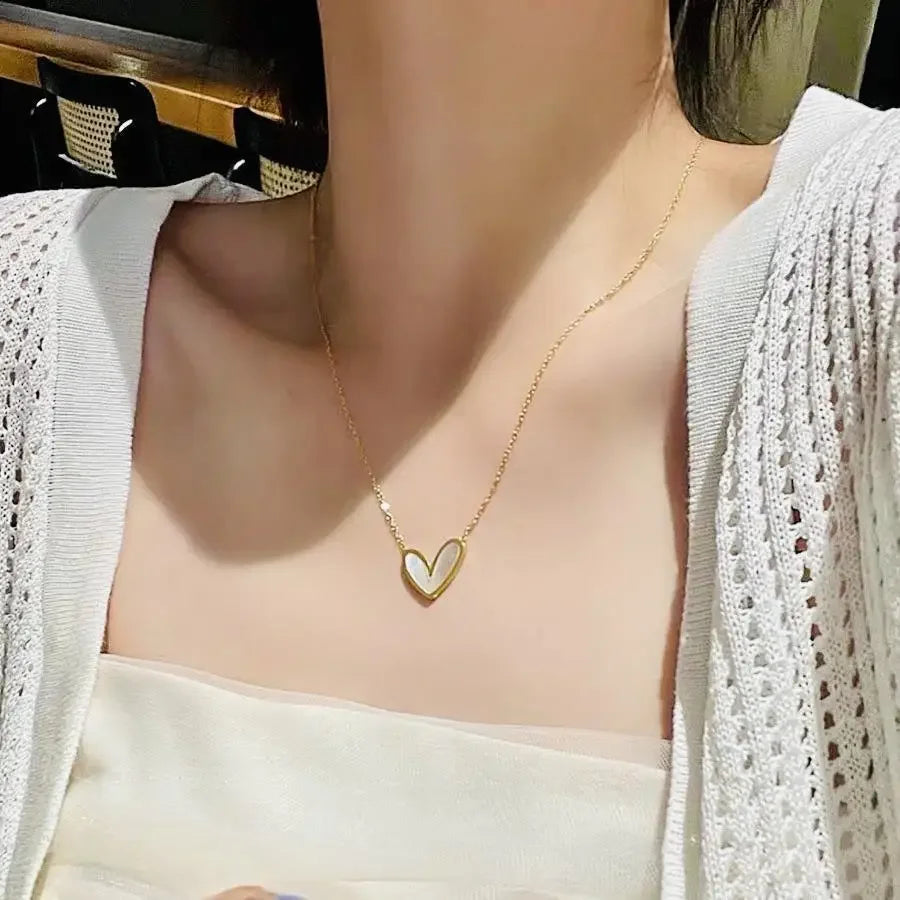 Korean Style Gold and Black Stainless Steel Heart Necklace