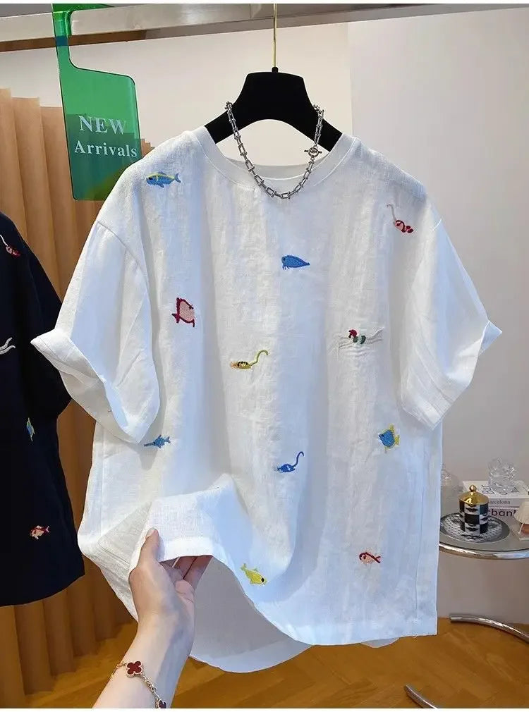 Women's Plus Size T-Shirt Embroidered with Animal Print