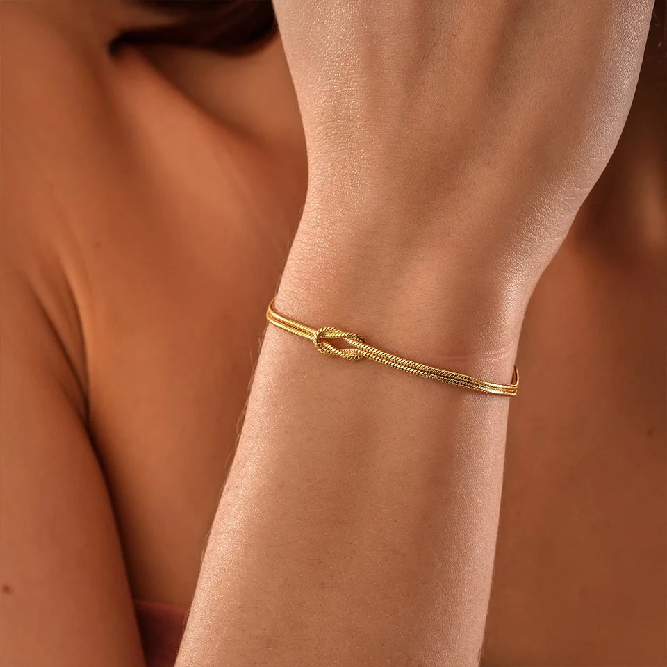 Fashion Bracelet in Gold Plated Stainless Steel