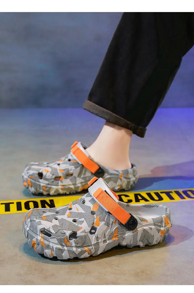 Casual sandals with camouflage design