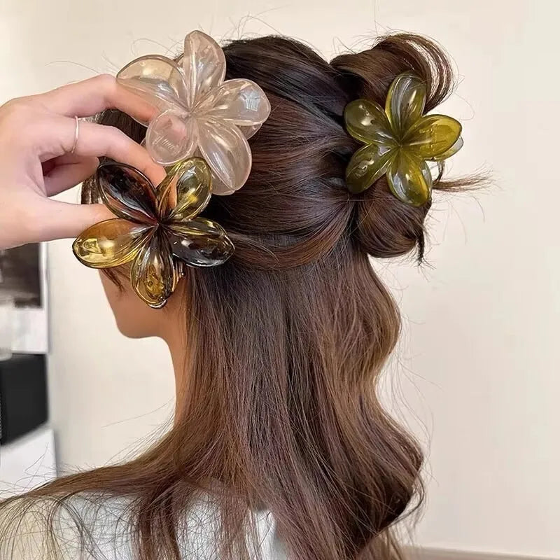 Hawaiian Flower Design Hair Clip