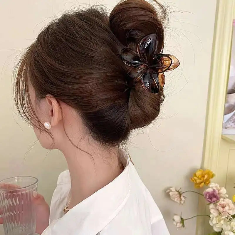 Hawaiian Flower Design Hair Clip