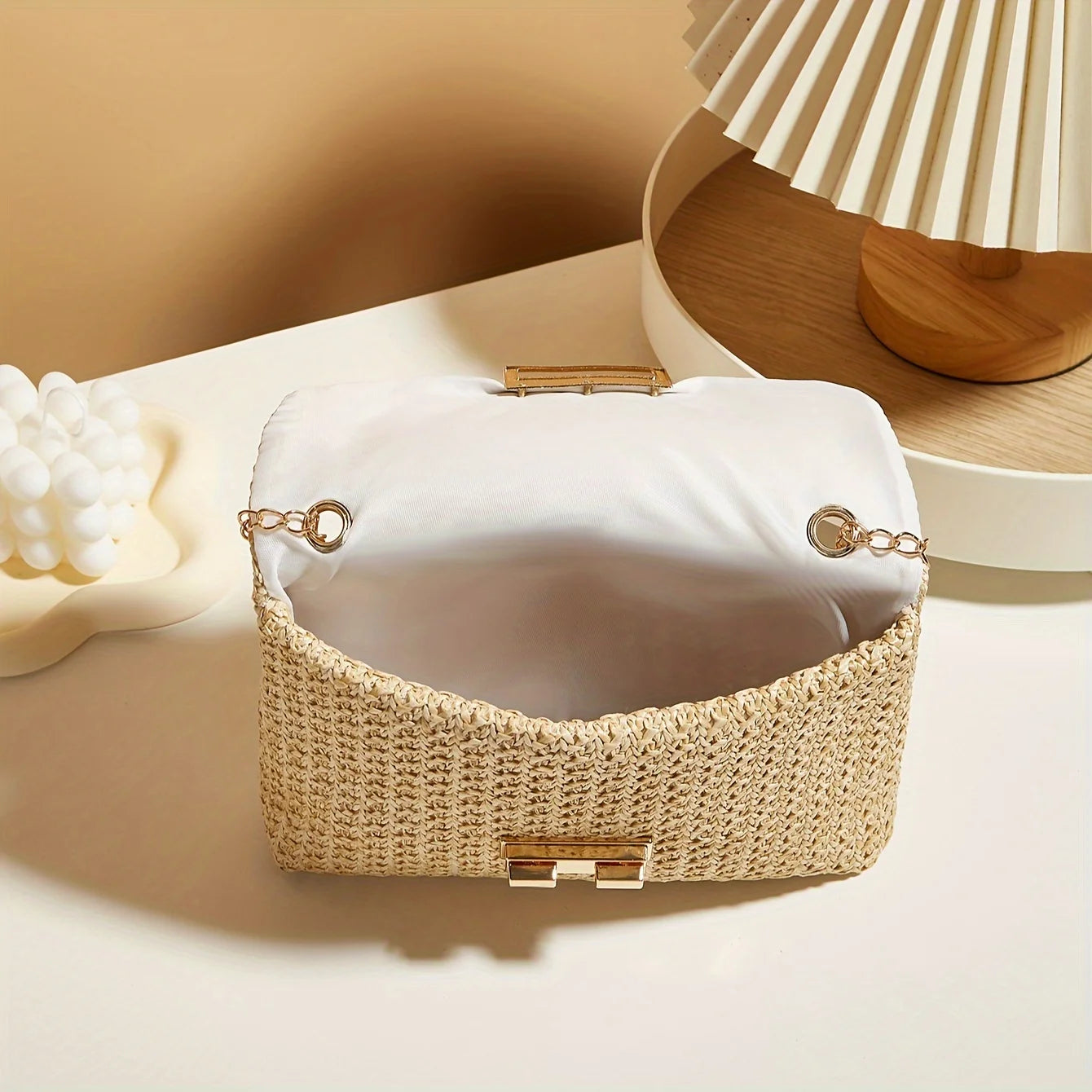 Modern Crossbody Bag with Lock Closure in Hand-Woven Straw