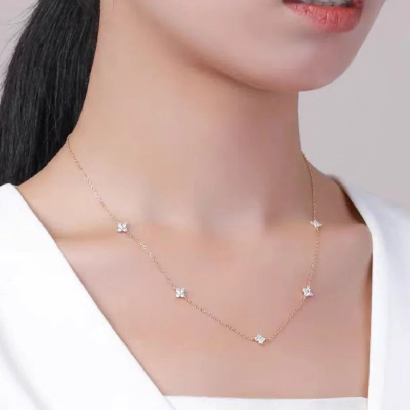 Lucky Choker Necklace with Zirconia and Four Leaf Flowers