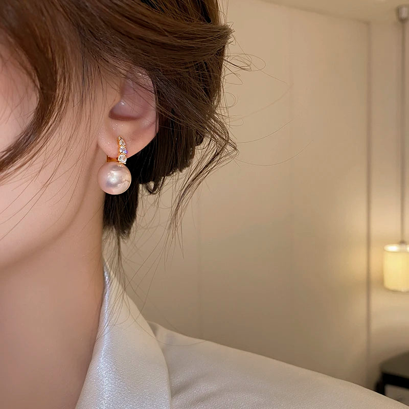 Women's Light Pink Pearl Earrings Korean Fashion Luxury