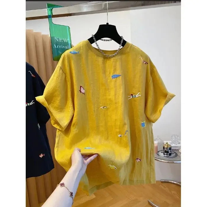 Women's Plus Size T-Shirt Embroidered with Animal Print