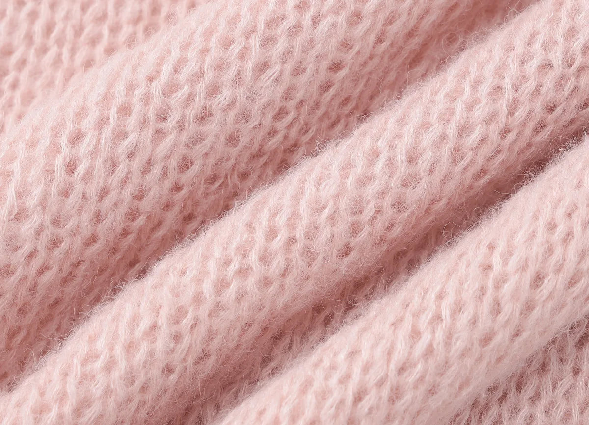 Casual Pink and White Pullover: Style and Comfort for Everyday Life