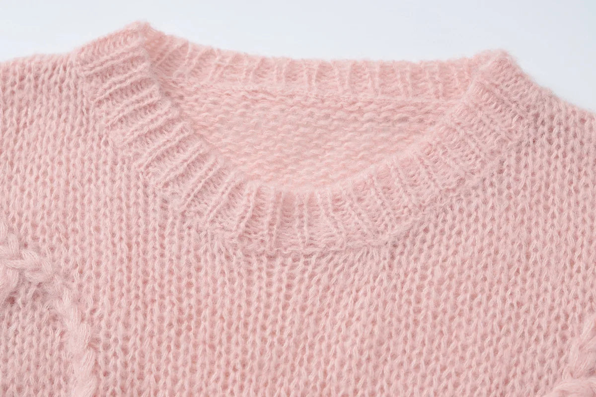 Casual Pink and White Pullover: Style and Comfort for Everyday Life