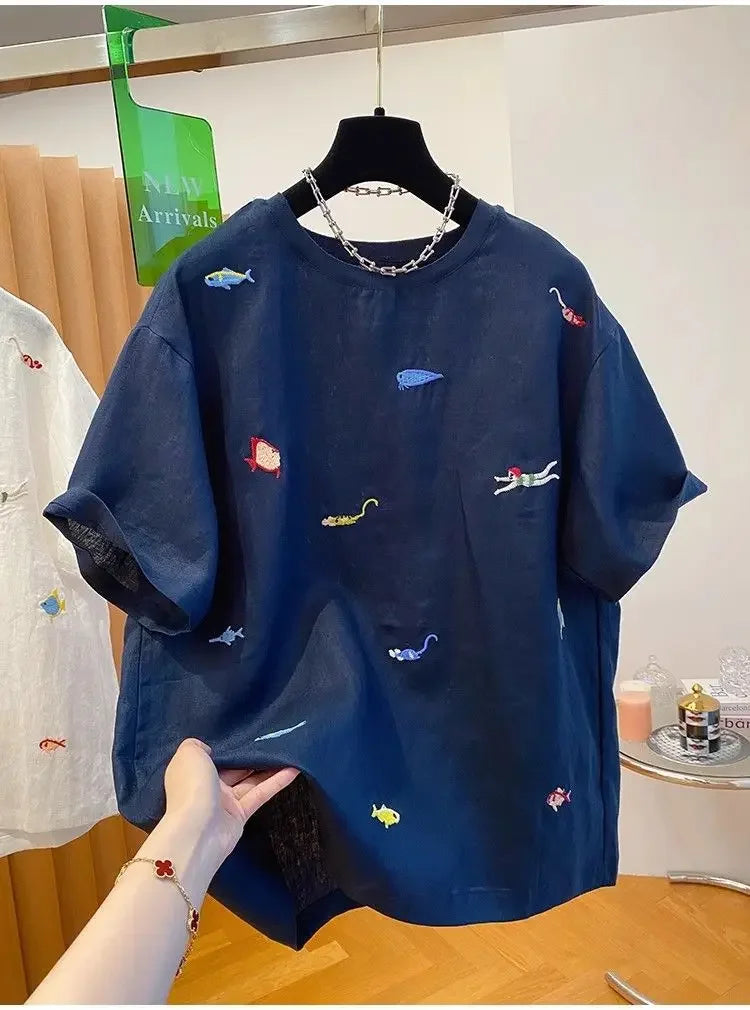Women's Plus Size T-Shirt Embroidered with Animal Print