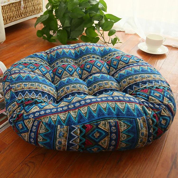 Thick round cotton and linen cushion for seat and back