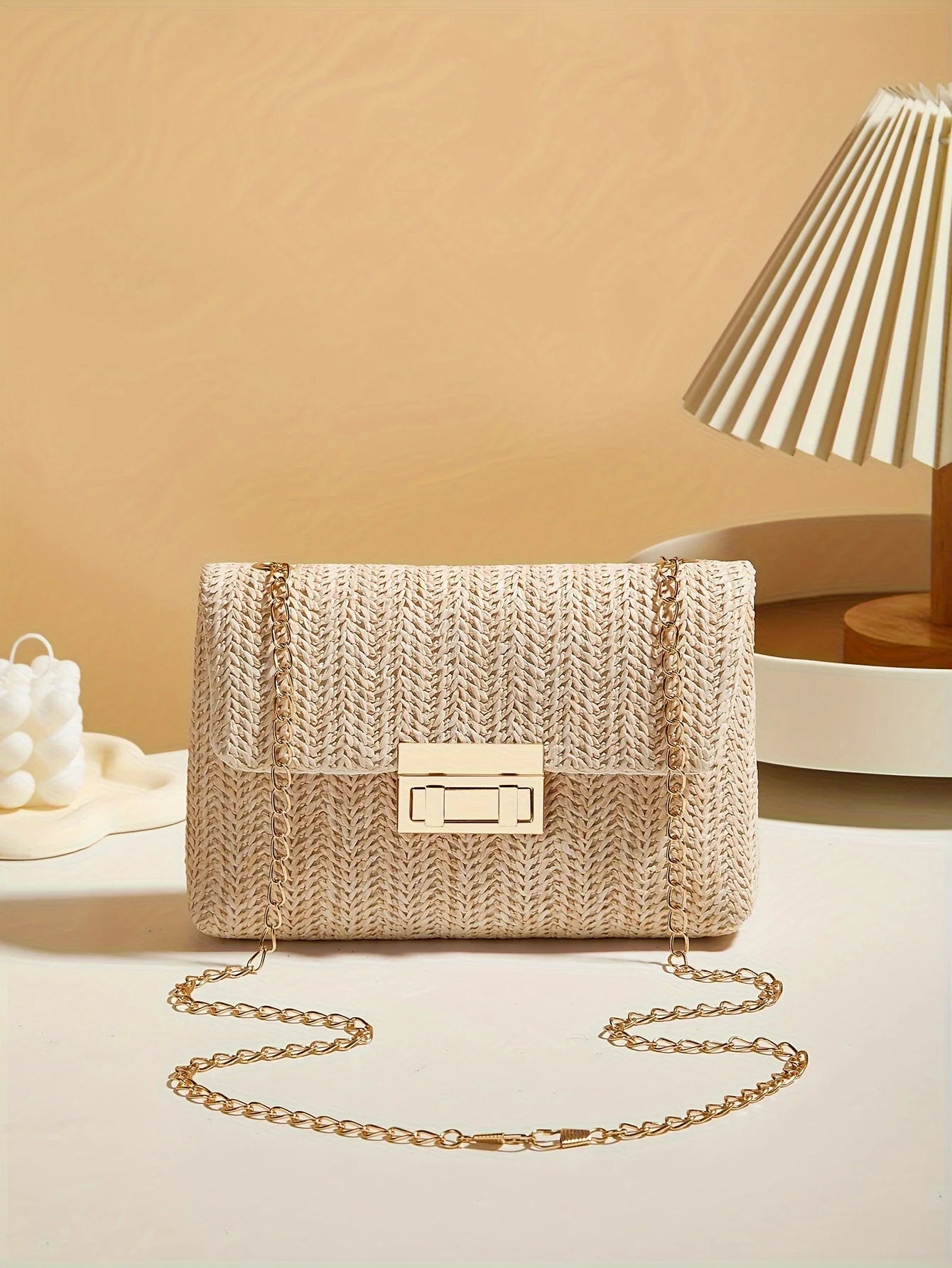Modern Crossbody Bag with Lock Closure in Hand-Woven Straw