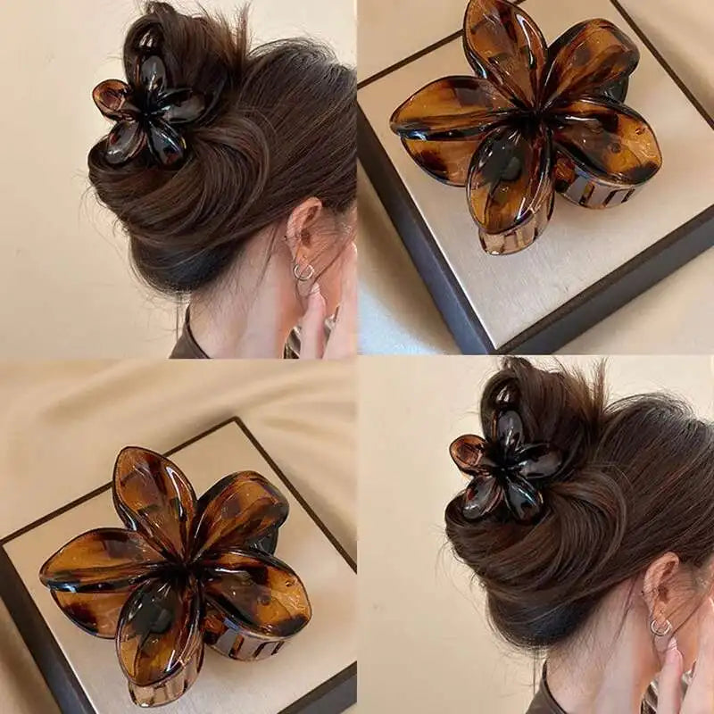 Hawaiian Flower Design Hair Clip