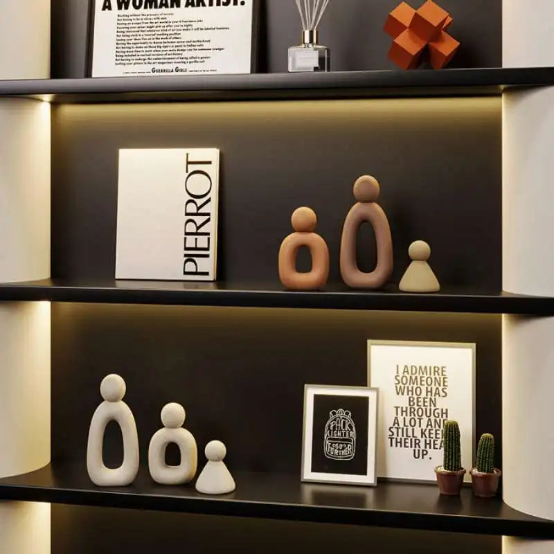 Modern style decorative hollow family sculpture for decoration